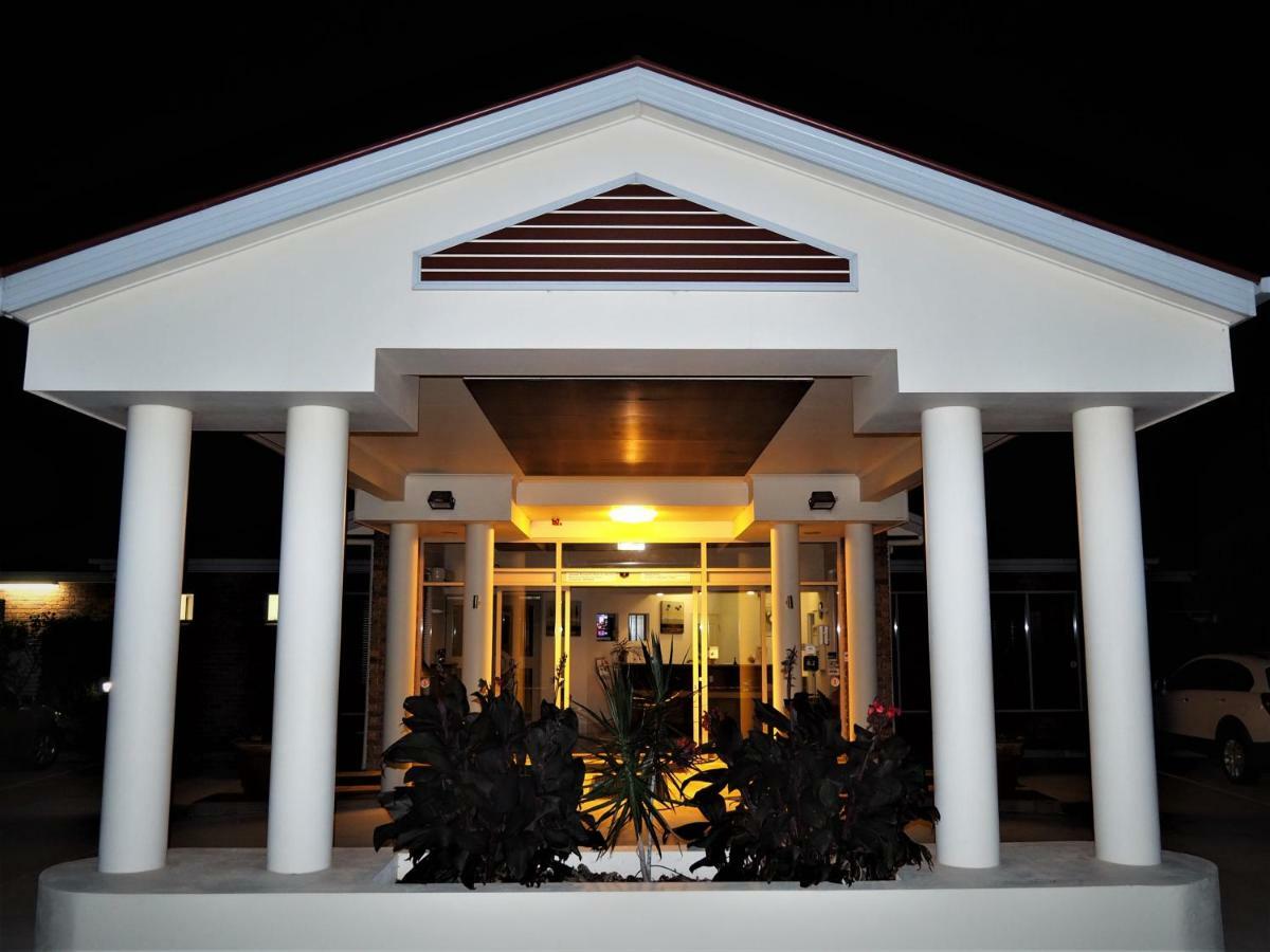 Pittsworth Motor Inn Екстериор снимка