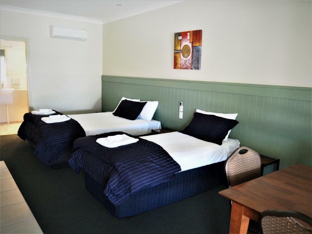 Pittsworth Motor Inn Екстериор снимка