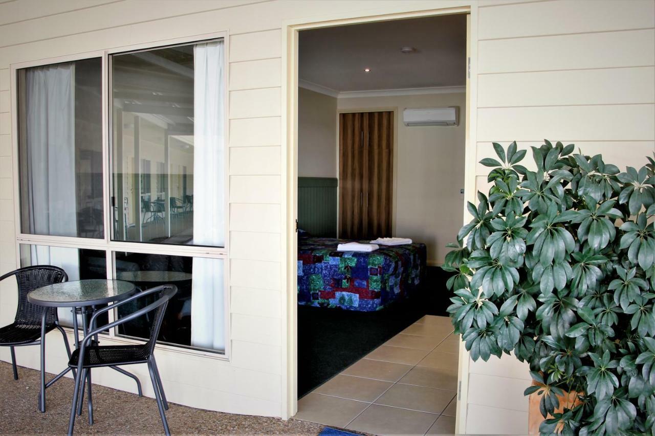 Pittsworth Motor Inn Екстериор снимка